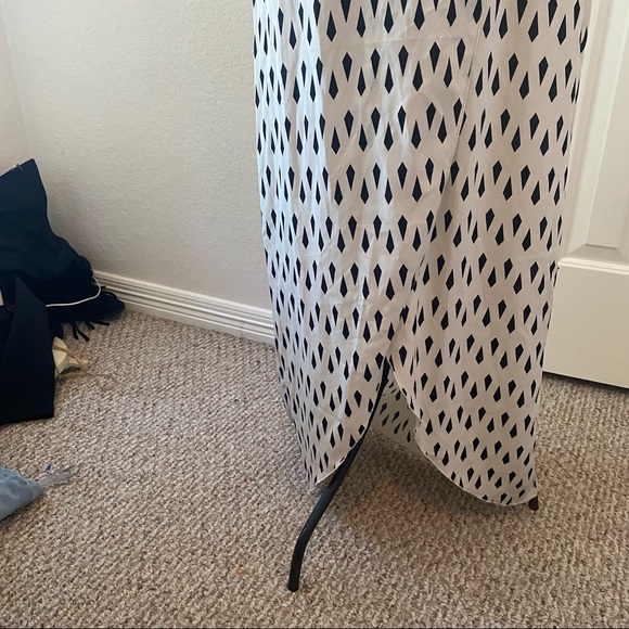 Lulu’s wrap dress - Picture 4 of 5